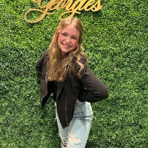 Meet your Posher, Callista